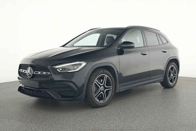 Mercedes-Benz GLA 200 Off-Roader 10