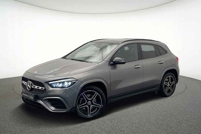 Mercedes-Benz GLA  250 e Off-Roader 5
